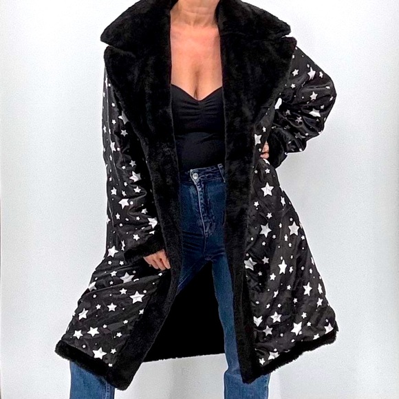 Avevo Les Filles Going For Regal Faux Fur Star Print Reversible Teddy Coat - Picture 4 of 16